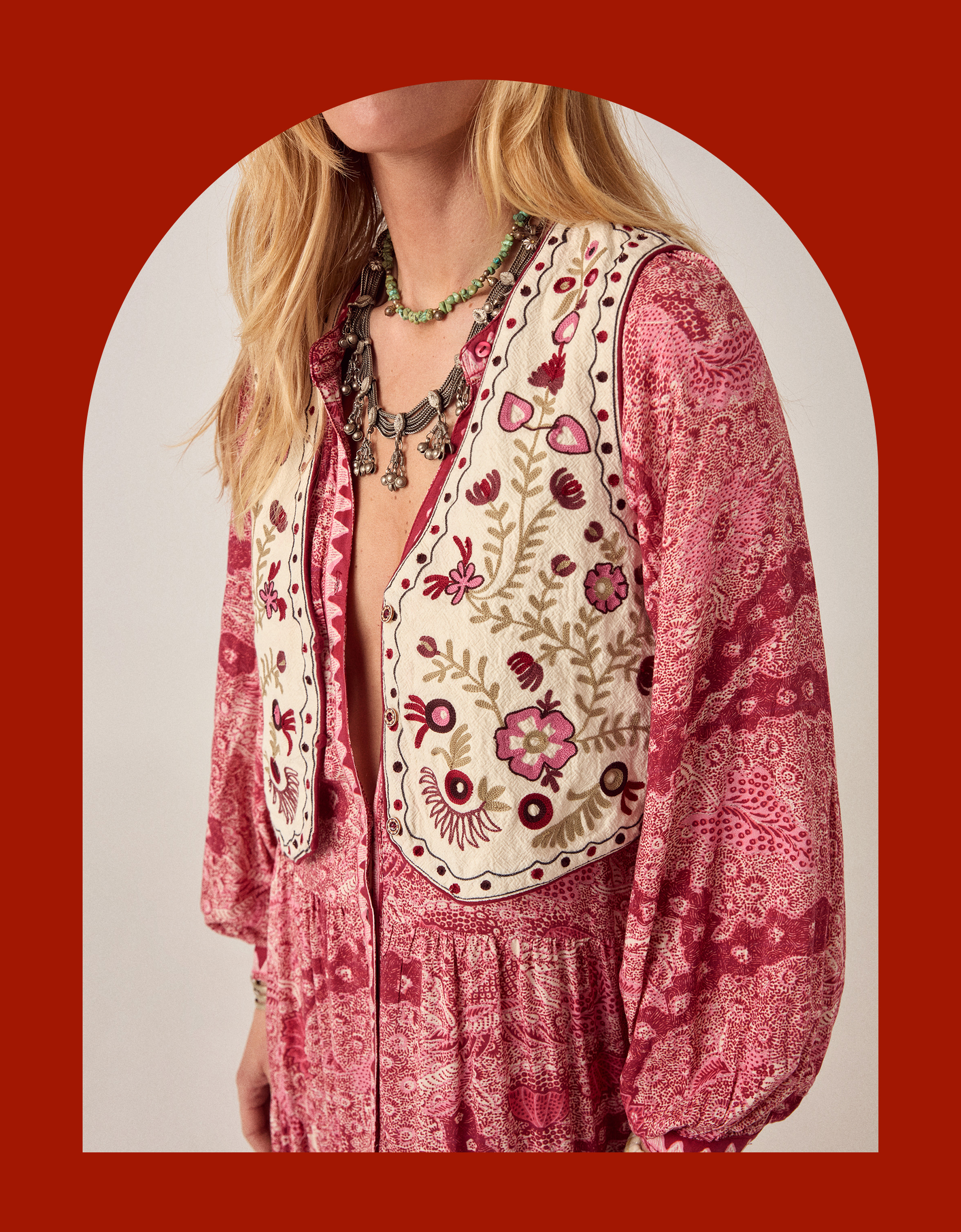 Maison Hotel Lola Folk Embroidered Vest White
