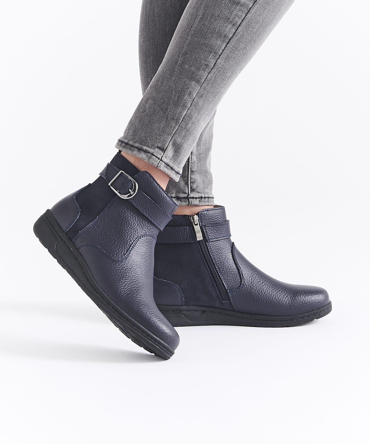 Damart Amortyl Buckle Trim Ankle Boots Damart Amortyl Buckle Trim Ankle Boots