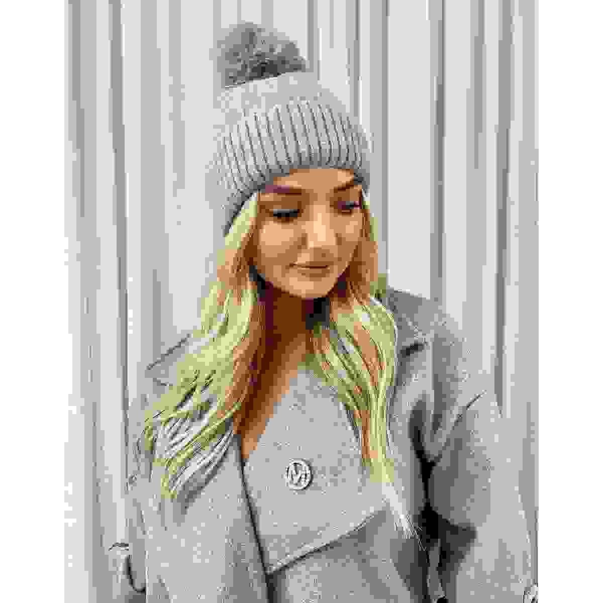 Chunky Knit Fur Pom Beanie Hat – grey ONE SIZE