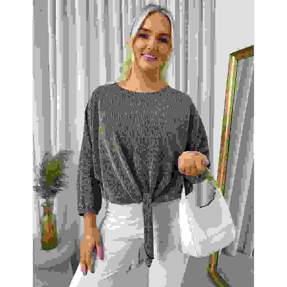 Shimmer Long Sleeve Tie Front Top – Gold ONE SIZE – Shimmer Long Sleeve Tie Front Top – Gold ONE SIZE –