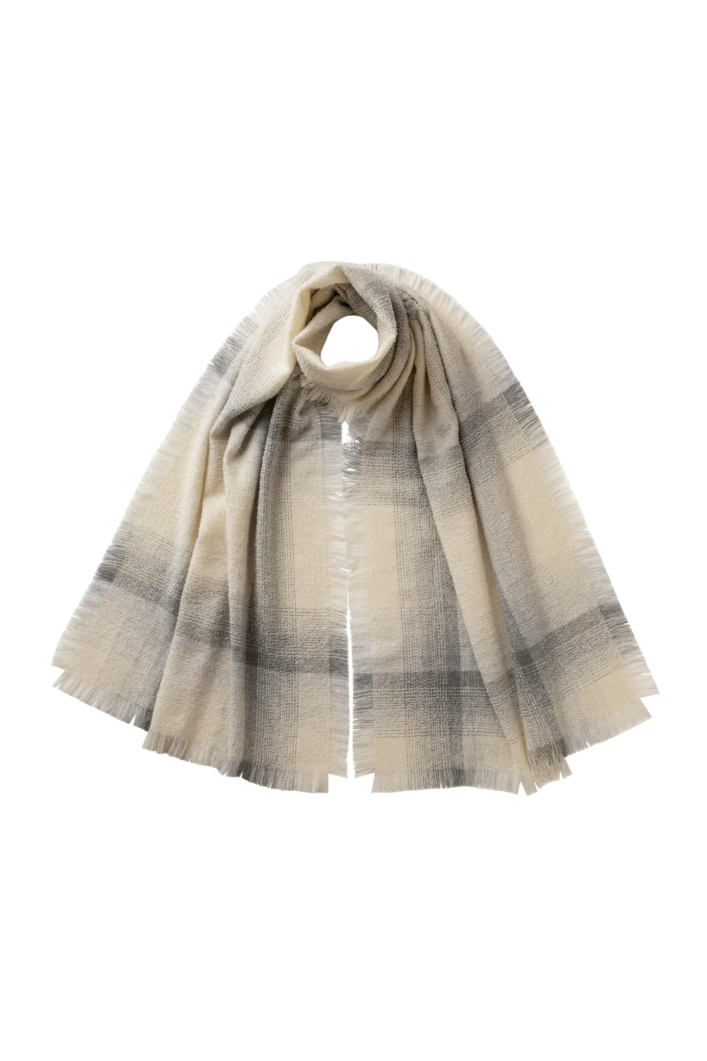 Blurred Bouclé White Scarf Blurred Bouclé White Scarf