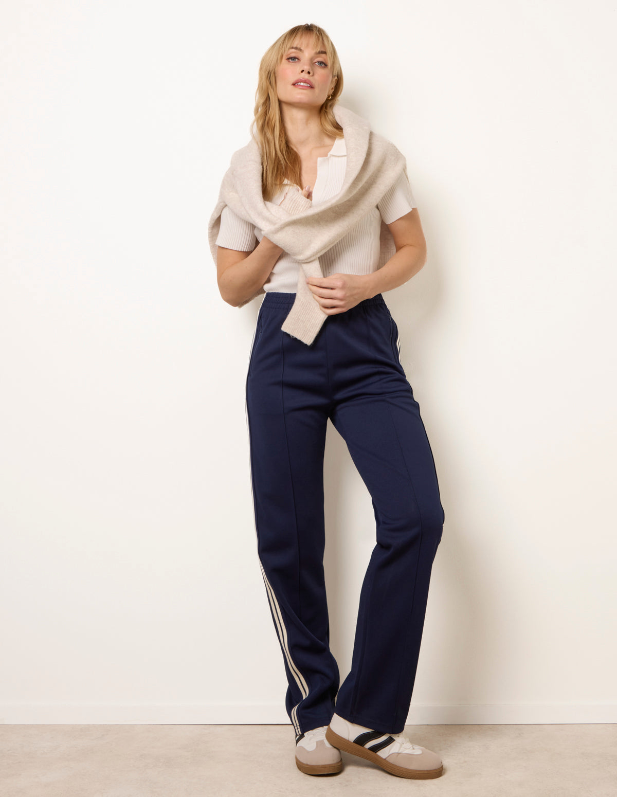 Side Stripe Sport Trousers – L NAVY