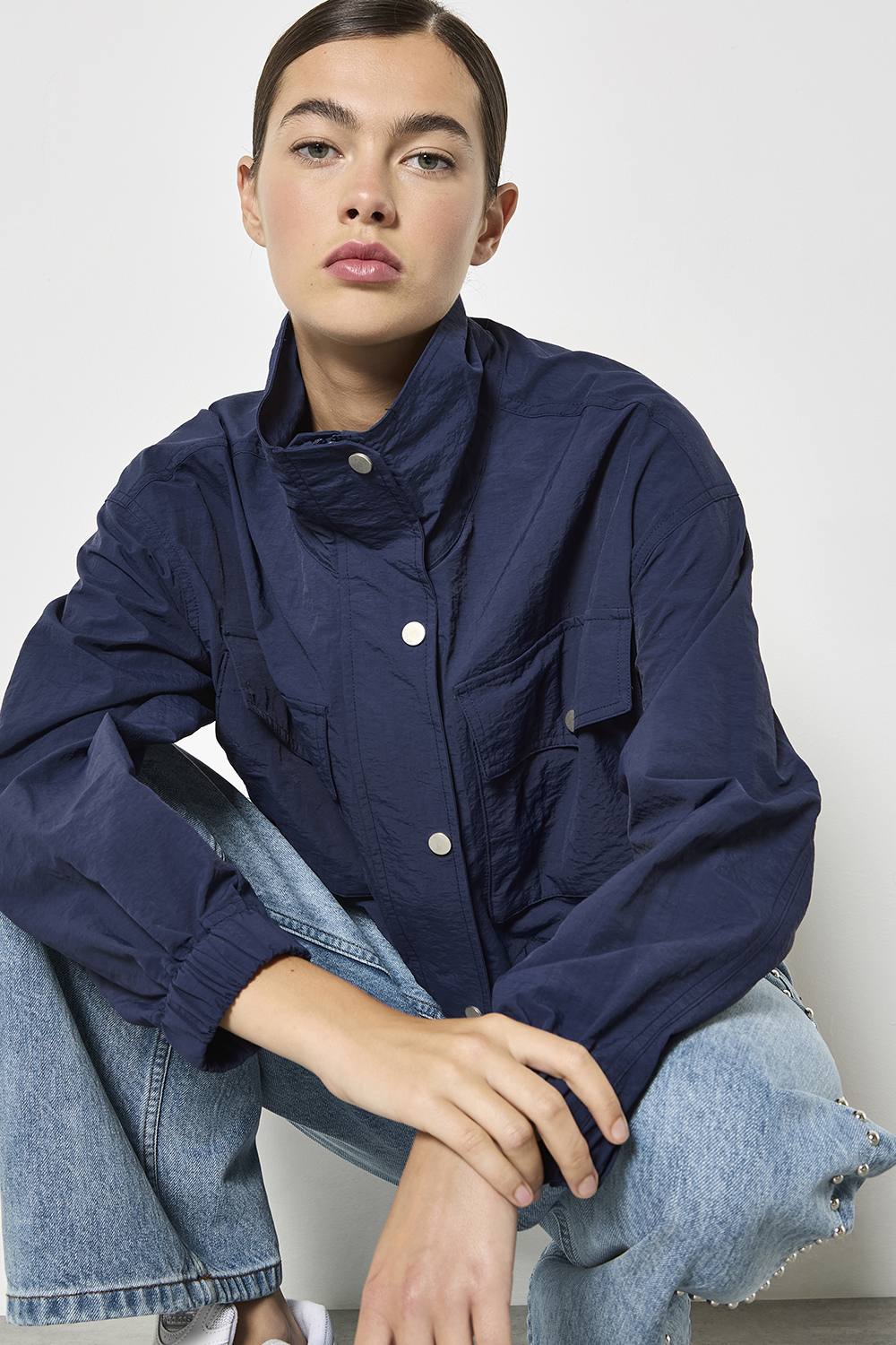Apricot Funnel Neck Cropped Jacket In Navy