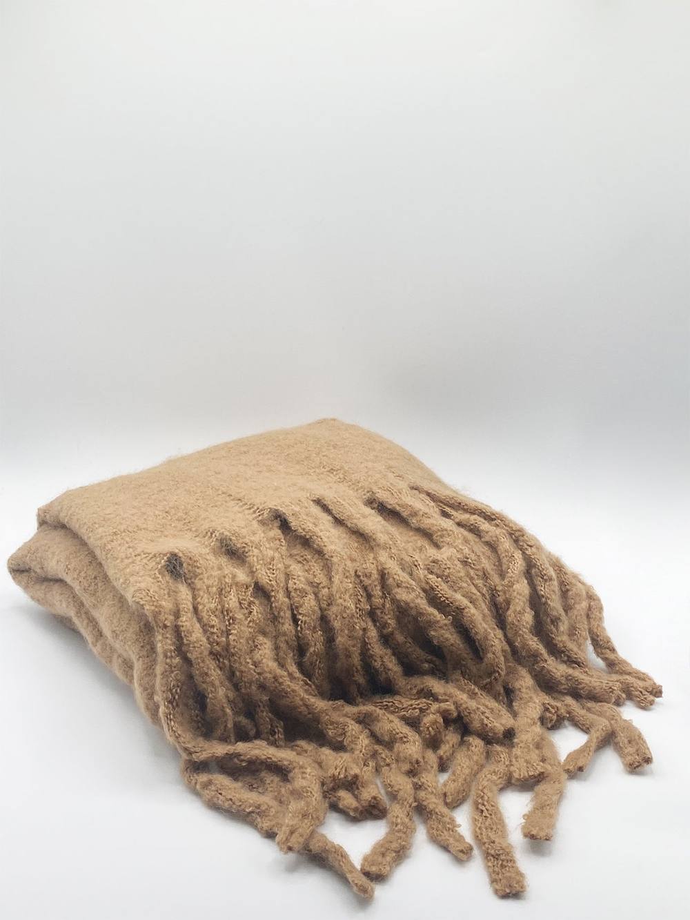 Svnx Knitted Scarf With Tassels In Beige