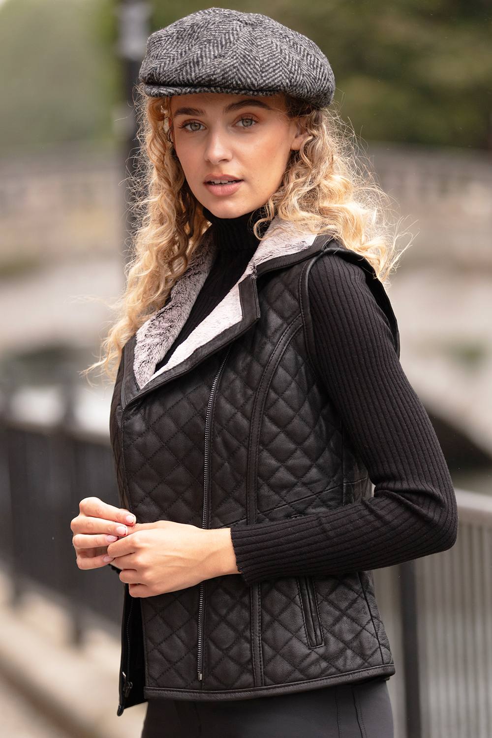 Ashwood Leather ‘cumbria’ Fitted Leather Gilet With Faux Fur Collar In Black Ashwood Leather ‘cumbria’ Fitted Leather Gilet With Faux Fur Collar In Black