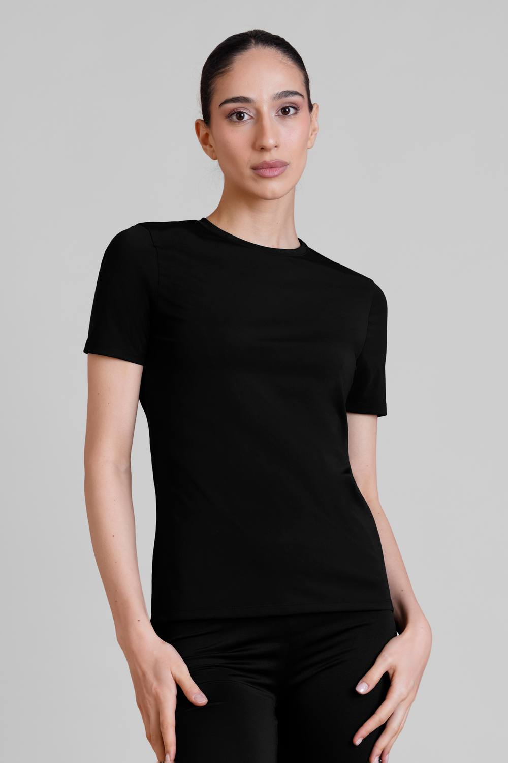 Enorsia Slim Fit Moisture Wicking Active Shirt In Black