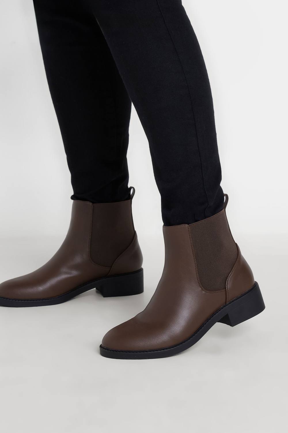 Yours Extra Wide Fit Faux Leather Elasticated Chelsea Boots In Brown