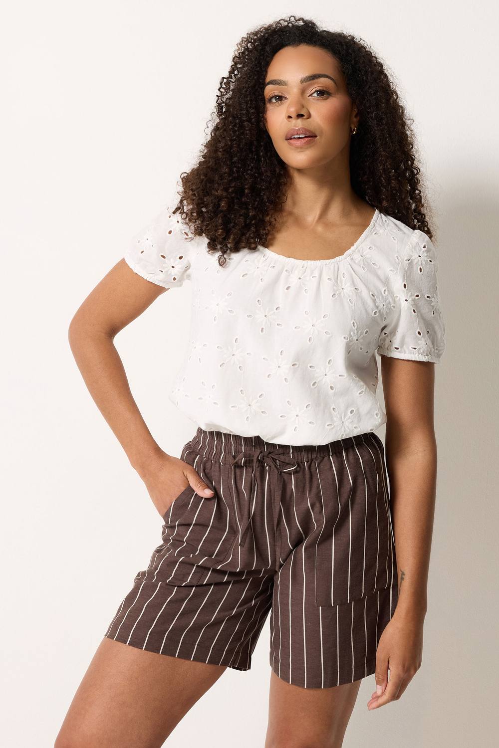 M&co Striped Linen Shorts In Chocolate