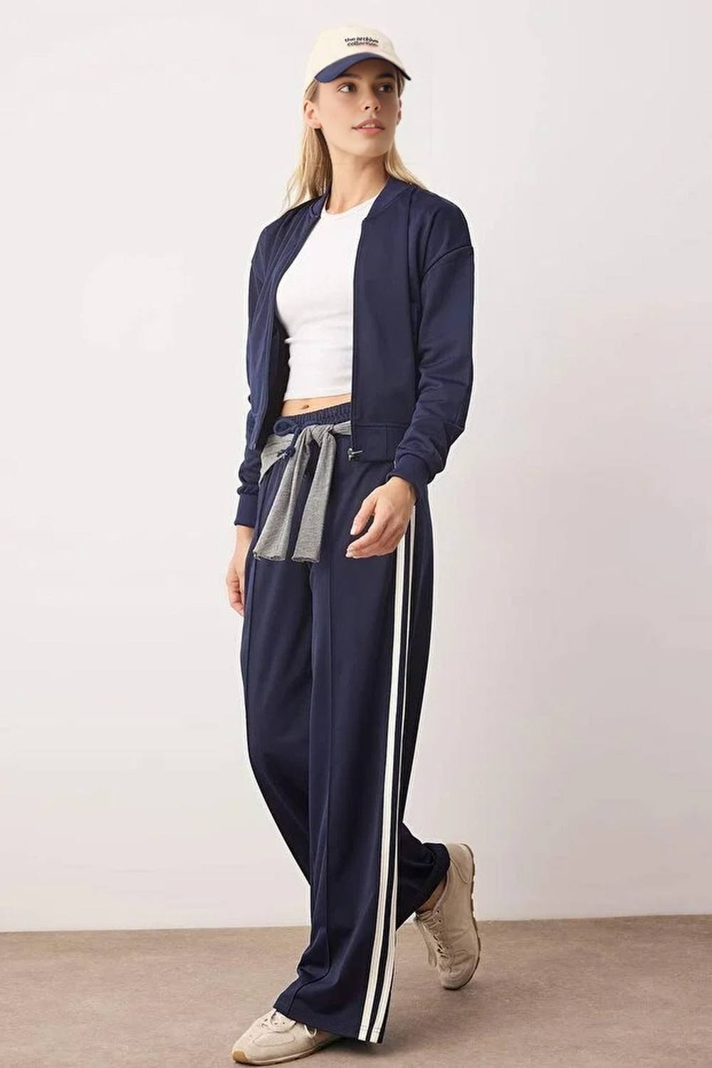 Wovcor Side Stripe Wide Leg Drawstring Scuba Joggers In Navy