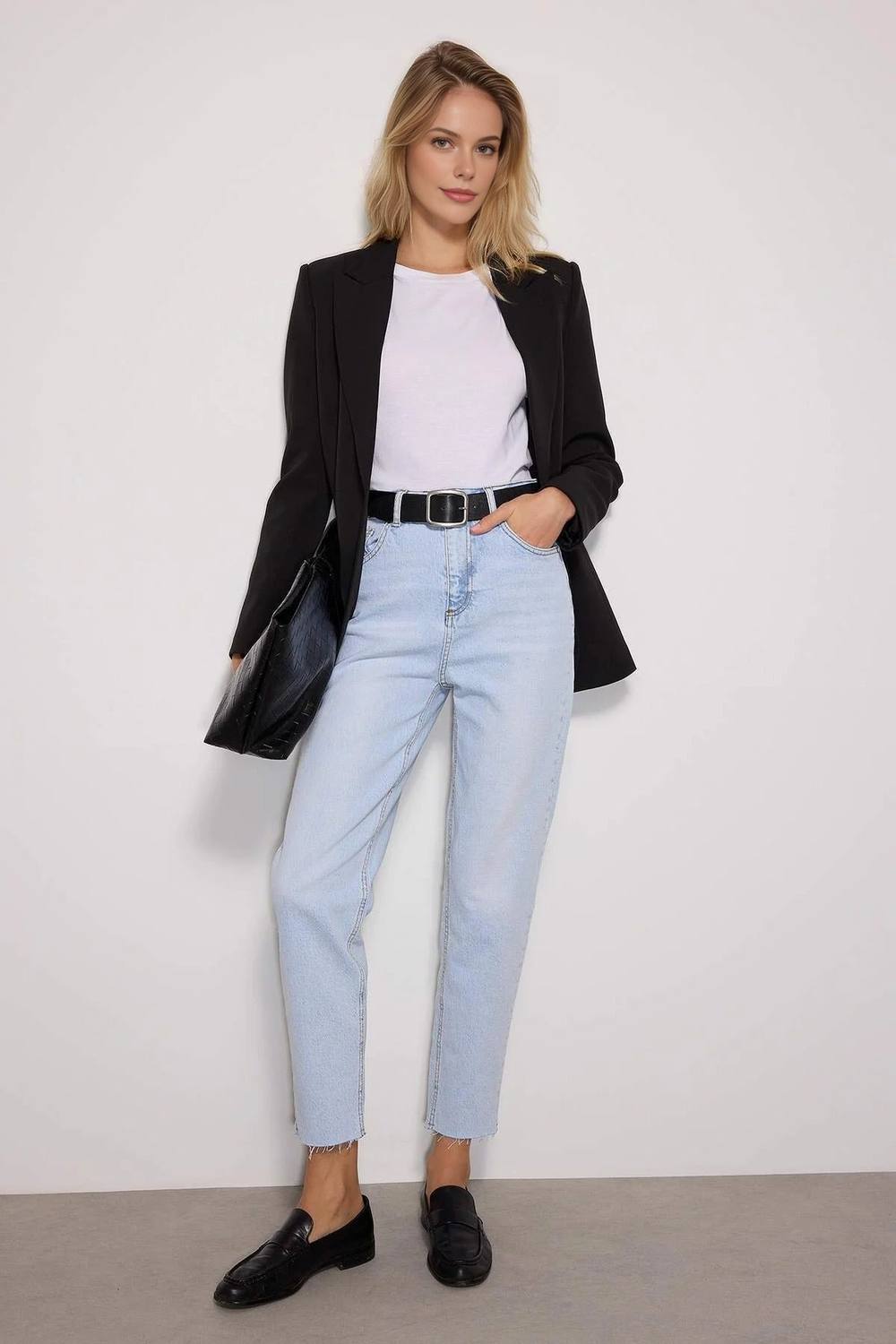 Wovcor High Waist Slim Mom Jeans In Blue Wovcor High Waist Slim Mom Jeans In Blue
