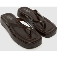 SIMMI Kimmie Platform Flip Sandals in Brown SIMMI Kimmie Platform Flip Sandals in Brown