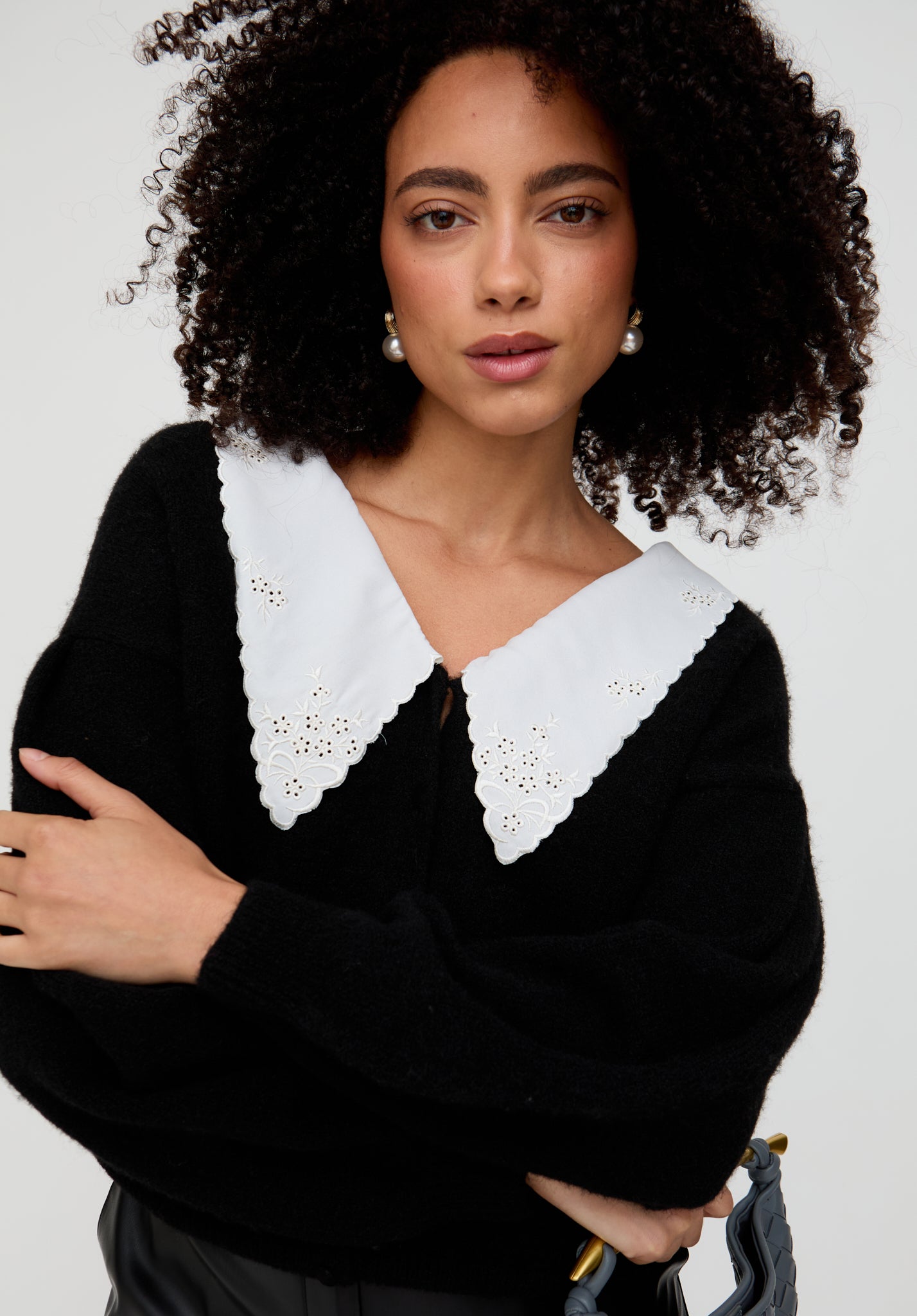 Suzzanna Embroidered Collar Cardigan In Black Suzzanna Embroidered Collar Cardigan In Black